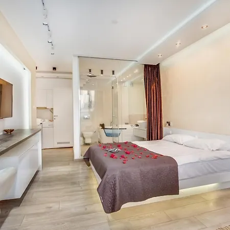Luxury Boutique City Center Apartments Belgrado Esterno foto