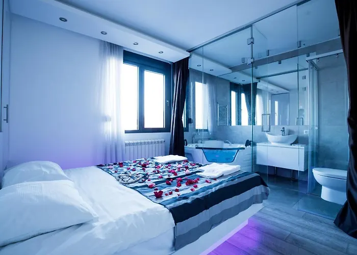 Luxury Boutique City Center Apartments