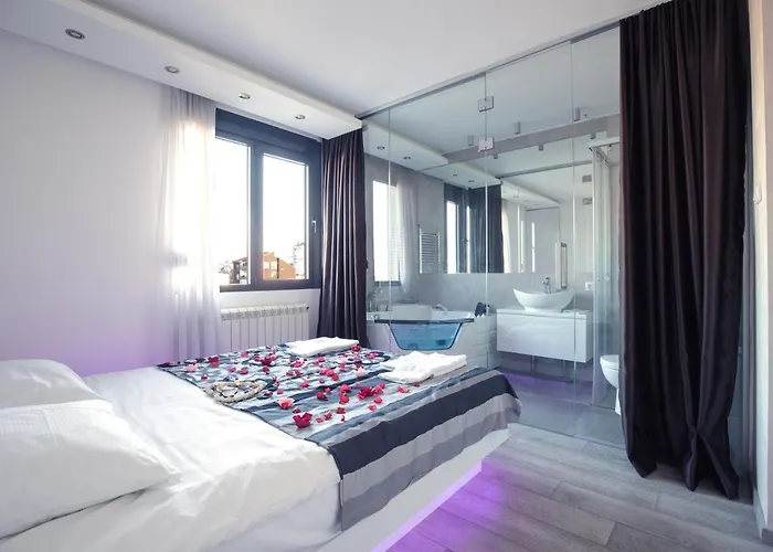 Luxury Boutique City Center Apartments
